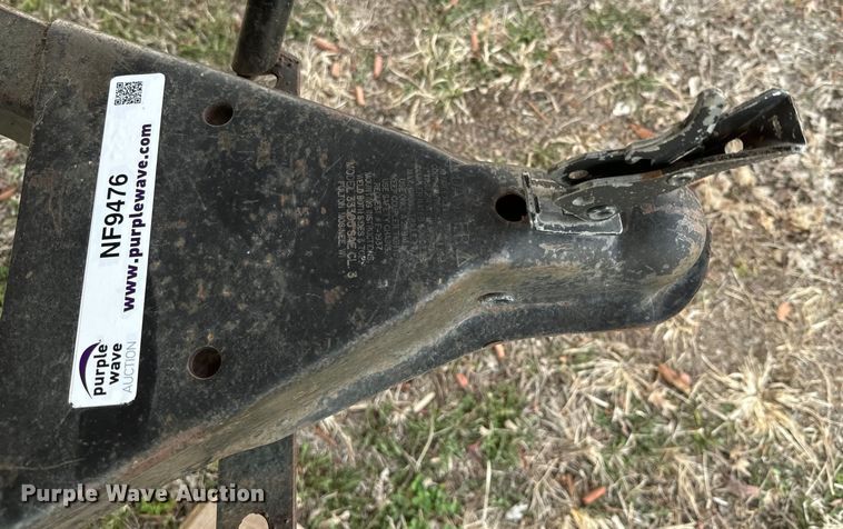 image for item NF9476 1999 Fleetwood Santa Fe camper