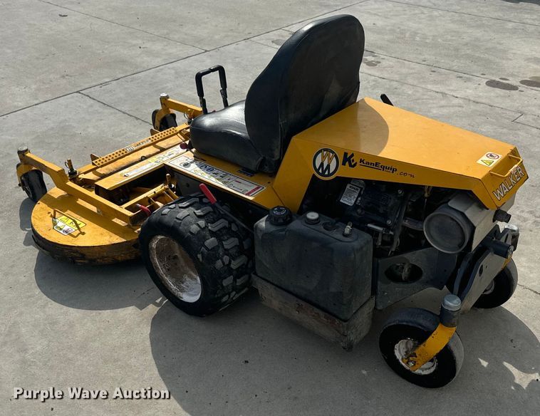 image for item NF9485 Walker MB23I-16 ZTR lawn mower