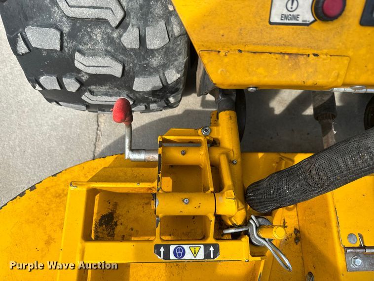 image for item NF9485 Walker MB23I-16 ZTR lawn mower