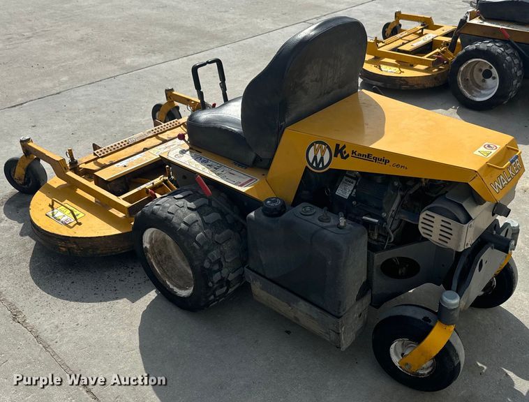 image for item NF9486 Walker MB23I-16 ZTR lawn mower
