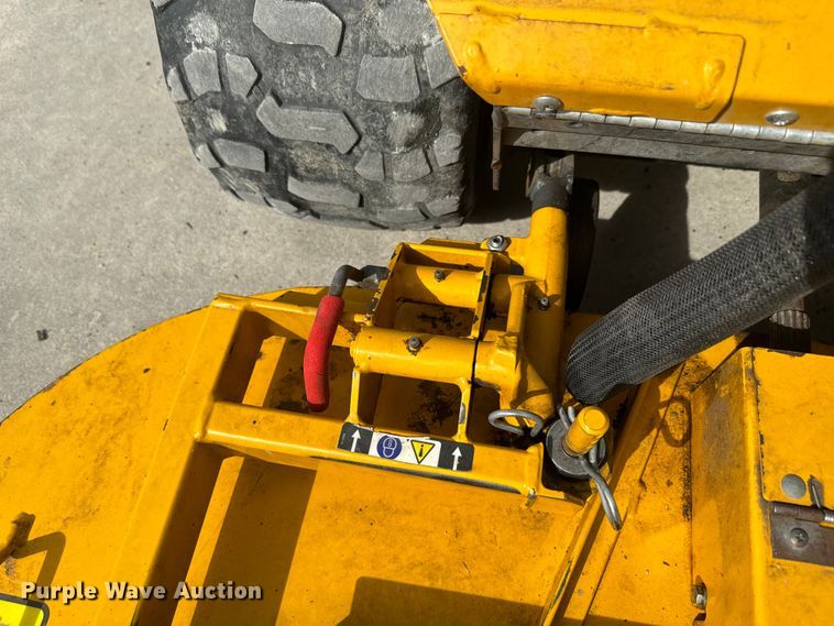 image for item NF9486 Walker MB23I-16 ZTR lawn mower