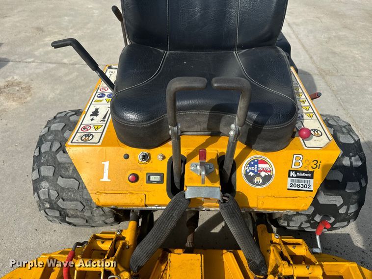 image for item NF9486 Walker MB23I-16 ZTR lawn mower
