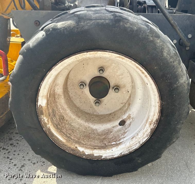 image for item NF9486 Walker MB23I-16 ZTR lawn mower