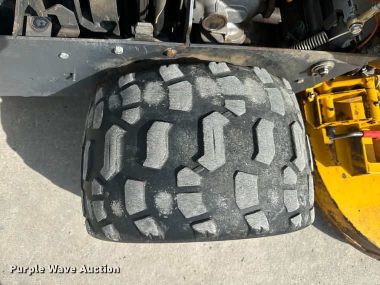 image for item NF9486 Walker MB23I-16 ZTR lawn mower