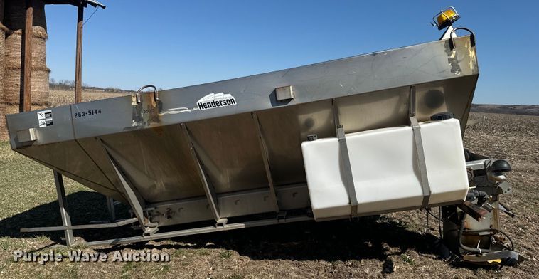 image for item NF9506 Henderson salt spreader