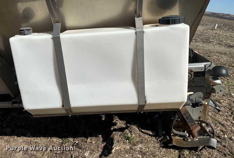 image for item NF9506 Henderson salt spreader