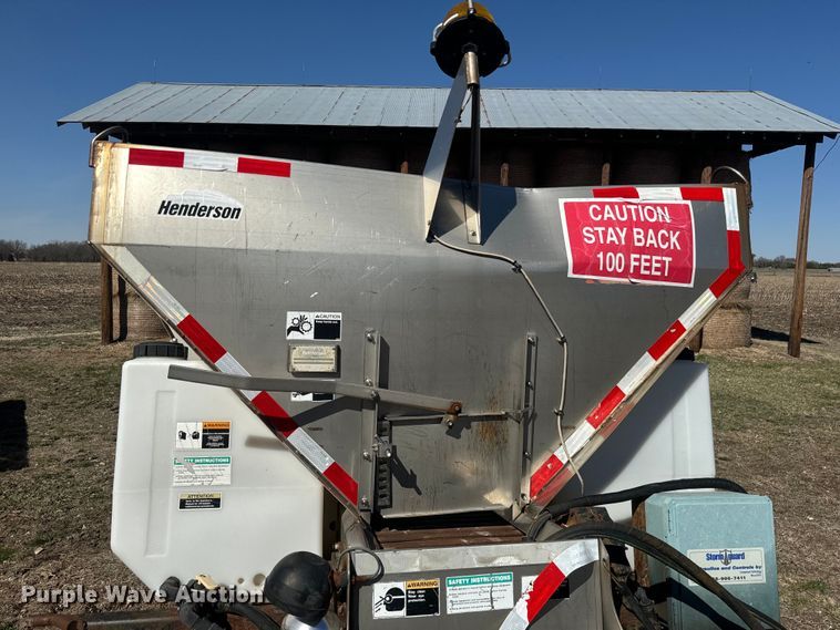 image for item NF9506 Henderson salt spreader