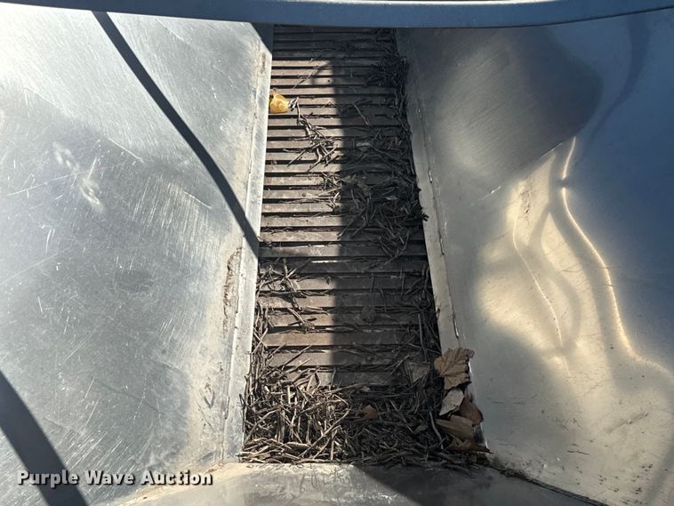 image for item NF9506 Henderson salt spreader