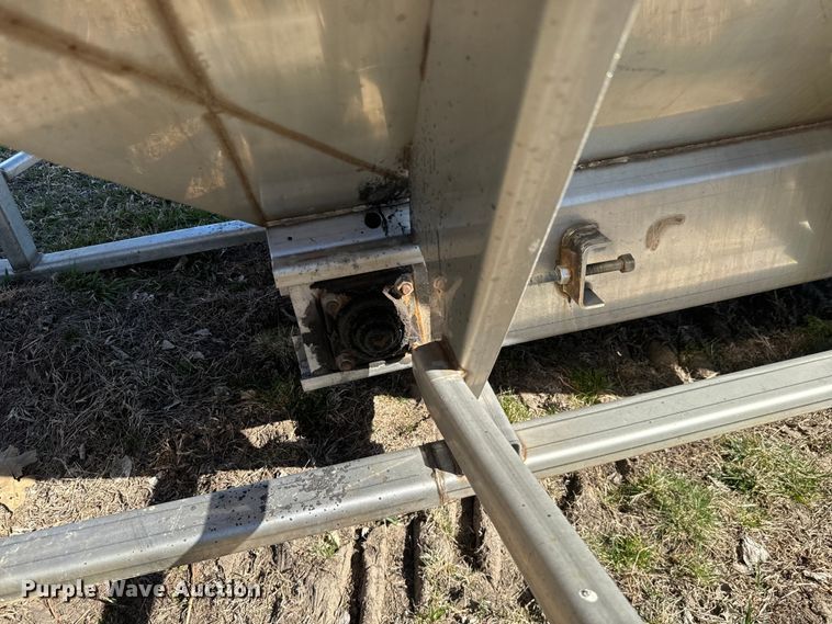 image for item NF9506 Henderson salt spreader