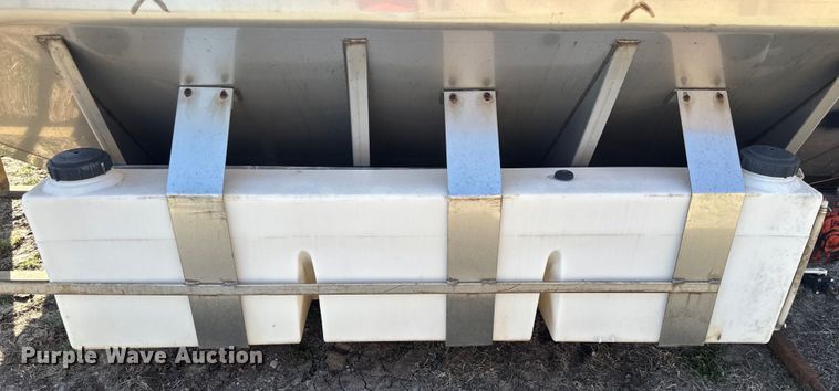 image for item NF9507 Warren AC-2420A-13 salt spreader