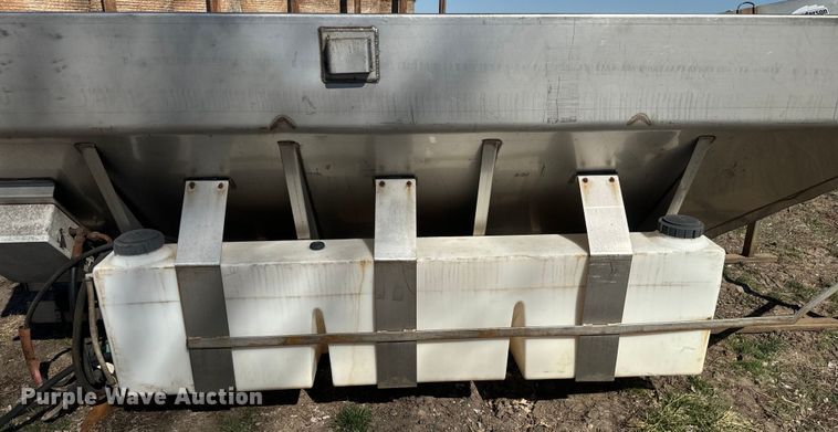 image for item NF9507 Warren AC-2420A-13 salt spreader