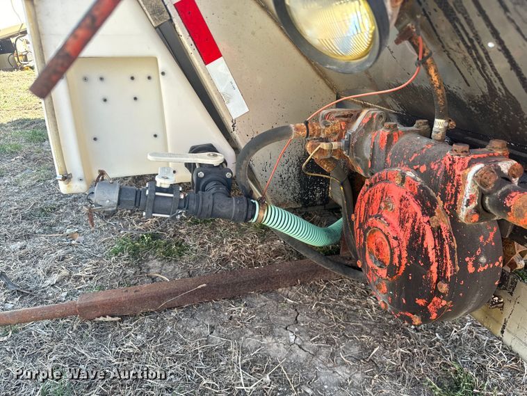 image for item NF9507 Warren AC-2420A-13 salt spreader