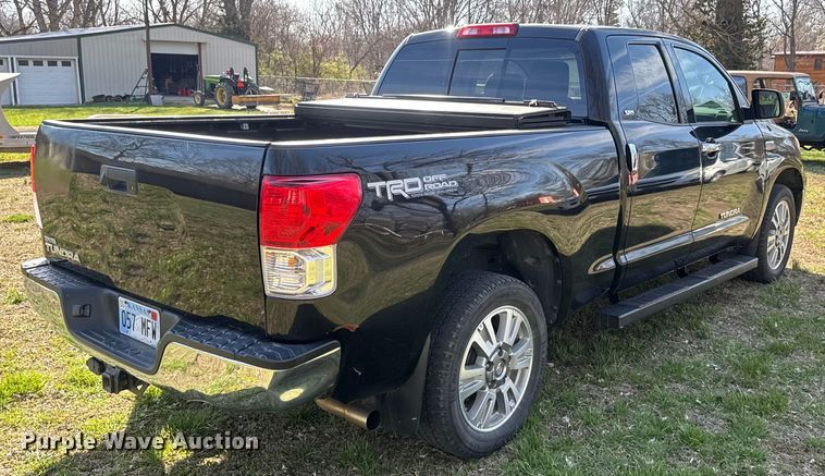 image for item NF9508 2013 Toyota Tundra  Double Cab pickup truck