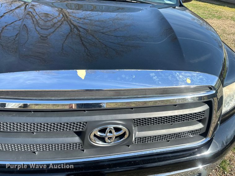 image for item NF9508 2013 Toyota Tundra  Double Cab pickup truck