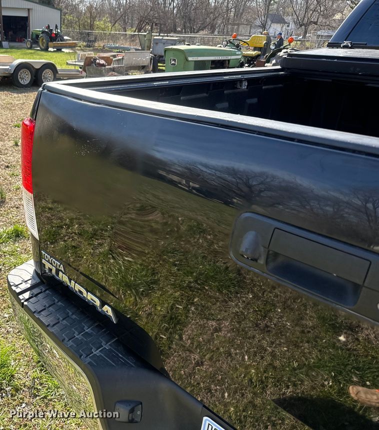 image for item NF9508 2013 Toyota Tundra  Double Cab pickup truck