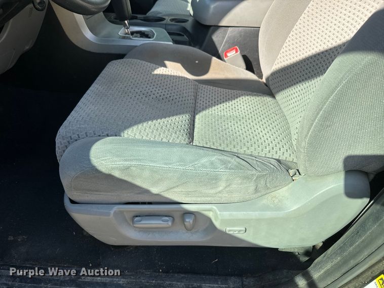 image for item NF9508 2013 Toyota Tundra  Double Cab pickup truck