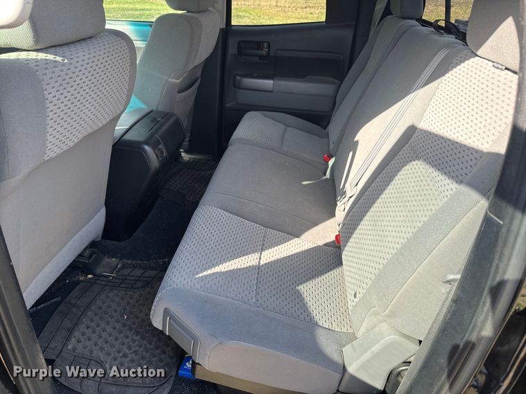 image for item NF9508 2013 Toyota Tundra  Double Cab pickup truck