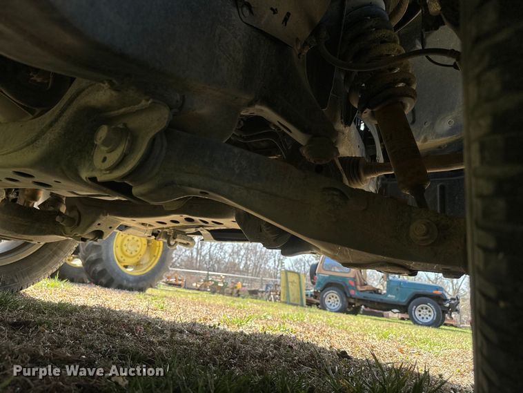 image for item NF9508 2013 Toyota Tundra  Double Cab pickup truck