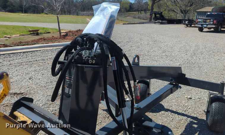 image for item NG9362 2023 Land Honor GM-12-96W skid steer grader