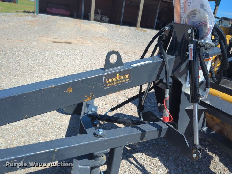 image for item NG9362 2023 Land Honor GM-12-96W skid steer grader