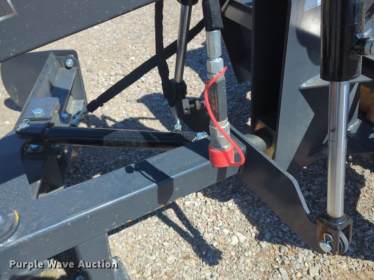 image for item NG9362 2023 Land Honor GM-12-96W skid steer grader