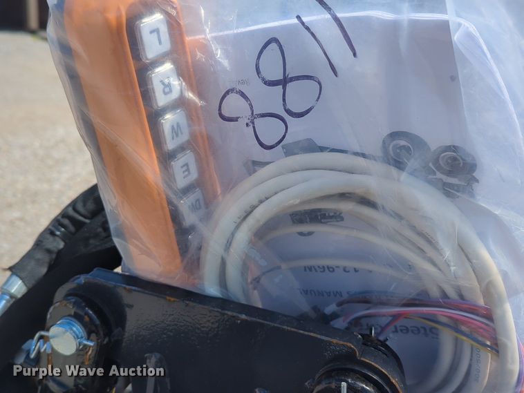 image for item NG9362 2023 Land Honor GM-12-96W skid steer grader