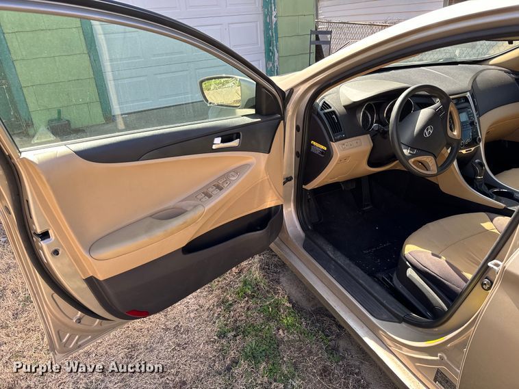 image for item NH9008 2011 Hyundai Sonata 