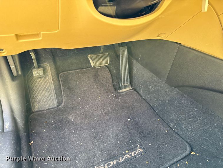 image for item NH9008 2011 Hyundai Sonata 