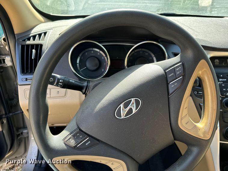 image for item NH9008 2011 Hyundai Sonata 