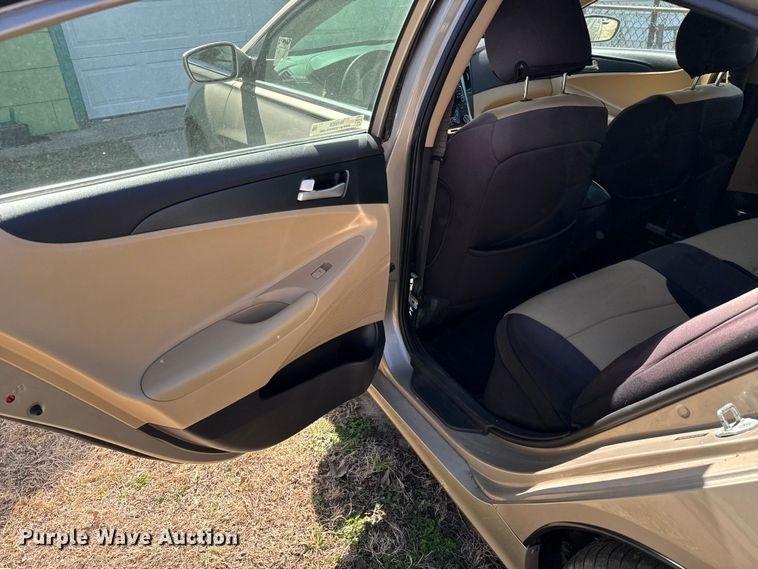 image for item NH9008 2011 Hyundai Sonata 