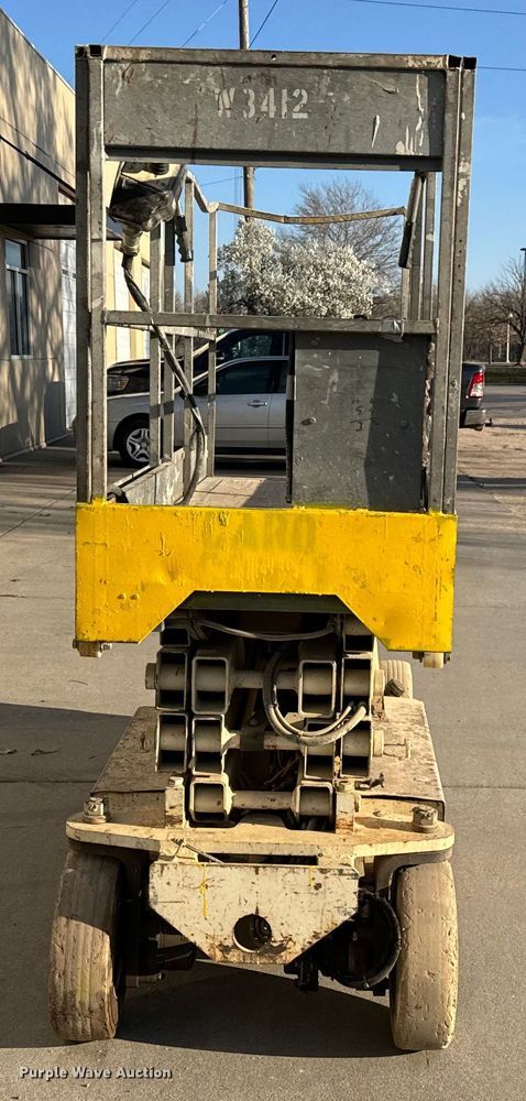 image for item NH9012 Terex TS20 scissor lift