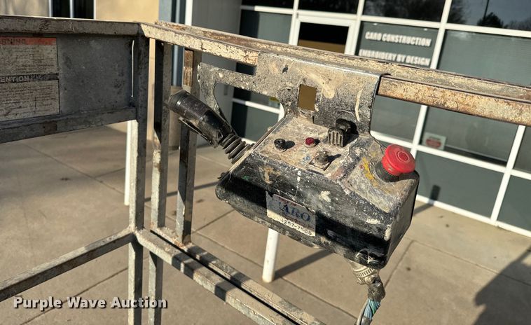 image for item NH9012 Terex TS20 scissor lift