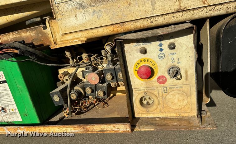 image for item NH9012 Terex TS20 scissor lift