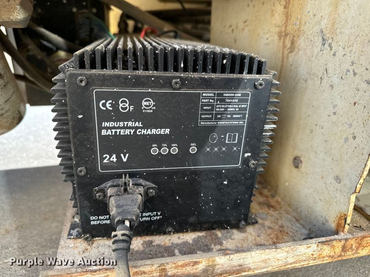 image for item NH9012 Terex TS20 scissor lift