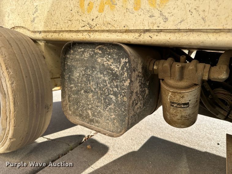 image for item NH9012 Terex TS20 scissor lift