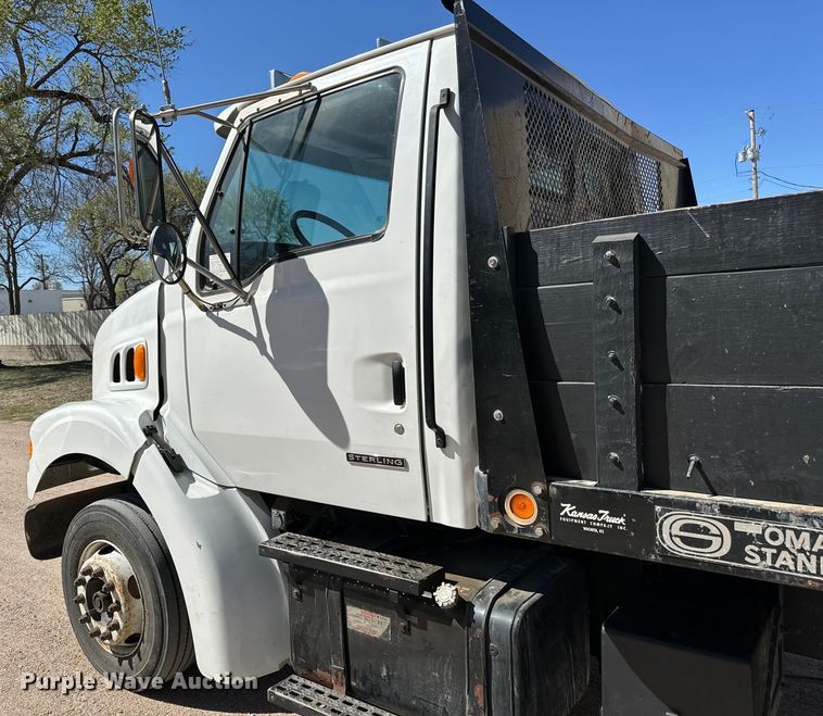 image for item NH9019 2000 Sterling  L7500 dump flatbed truck