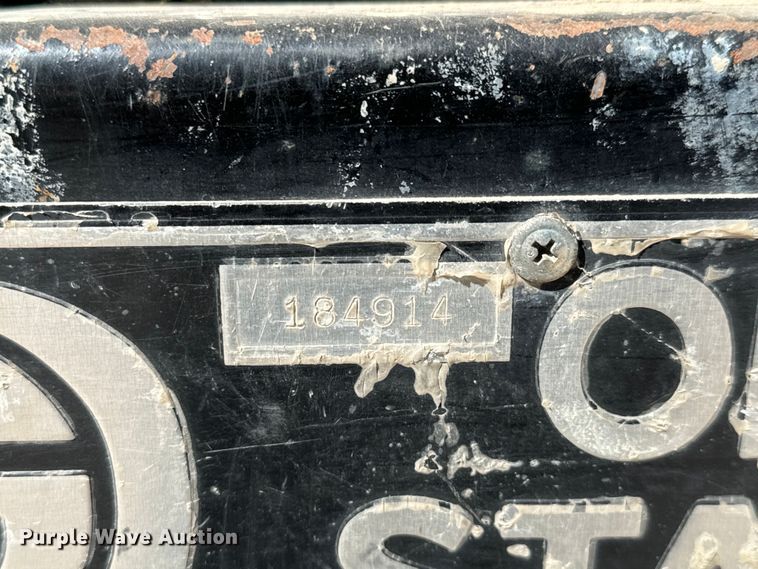 image for item NH9019 2000 Sterling  L7500 dump flatbed truck