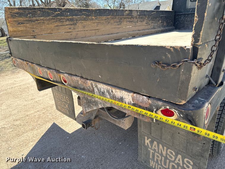 image for item NH9019 2000 Sterling  L7500 dump flatbed truck