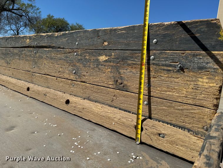 image for item NH9019 2000 Sterling  L7500 dump flatbed truck