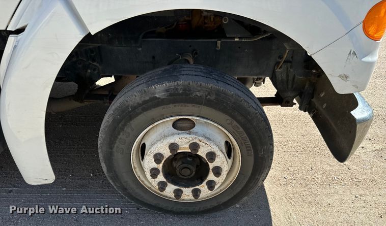 image for item NH9019 2000 Sterling  L7500 dump flatbed truck