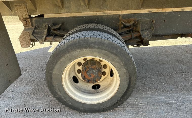 image for item NH9019 2000 Sterling  L7500 dump flatbed truck