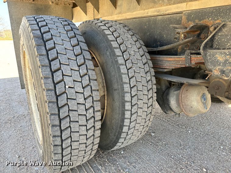 image for item NH9019 2000 Sterling  L7500 dump flatbed truck