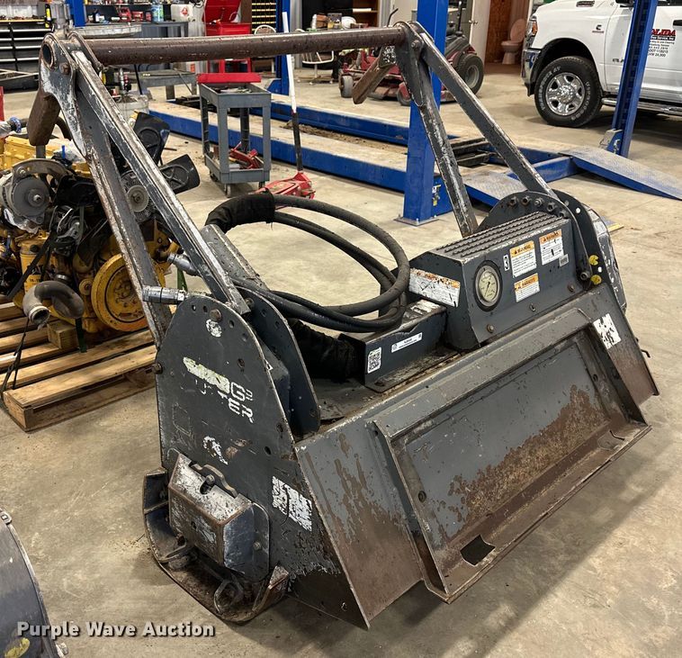 image for item NJ9405 Loftness G3 skid steer mulcher