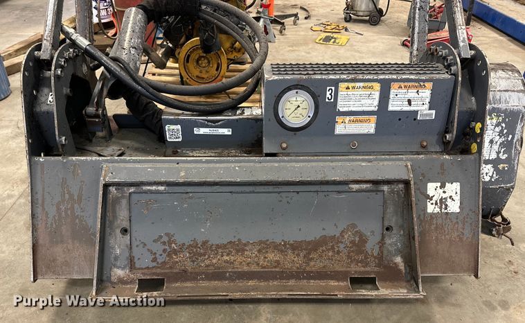 image for item NJ9405 Loftness G3 skid steer mulcher