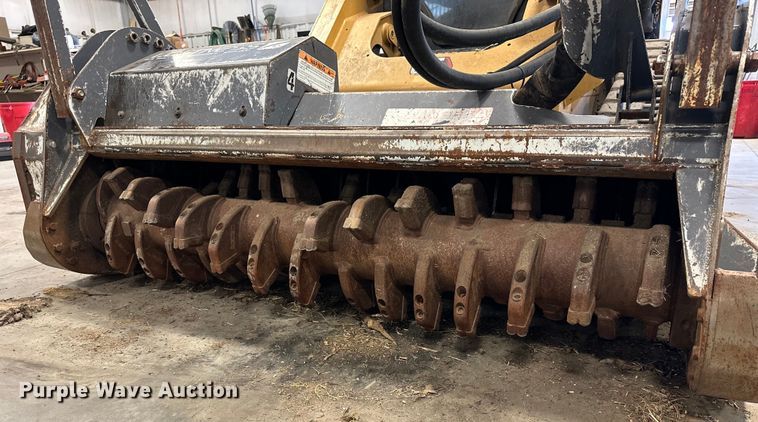 image for item NJ9406 Loftness 71CCHS933J3 skid steer mulcher