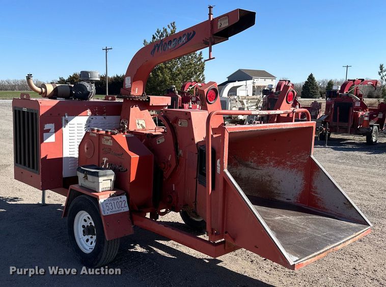 image for item NJ9410 2008 Morbark Twister wood chipper