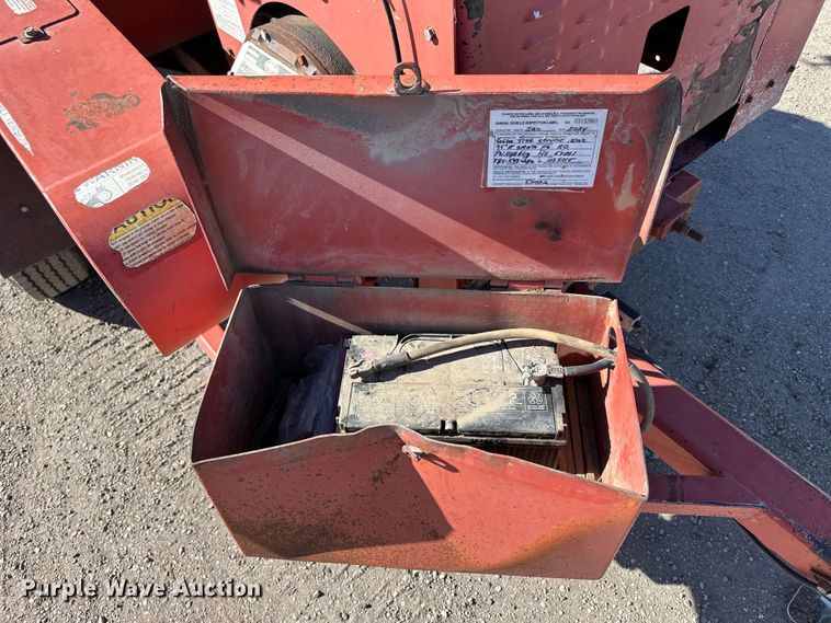 image for item NJ9410 2008 Morbark Twister wood chipper