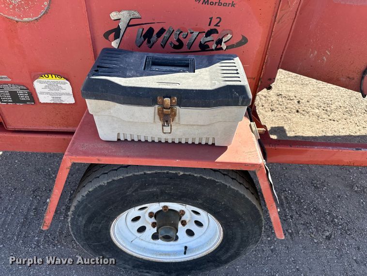 image for item NJ9410 2008 Morbark Twister wood chipper