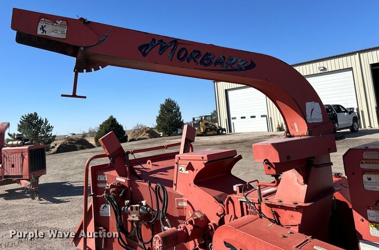 image for item NJ9410 2008 Morbark Twister wood chipper