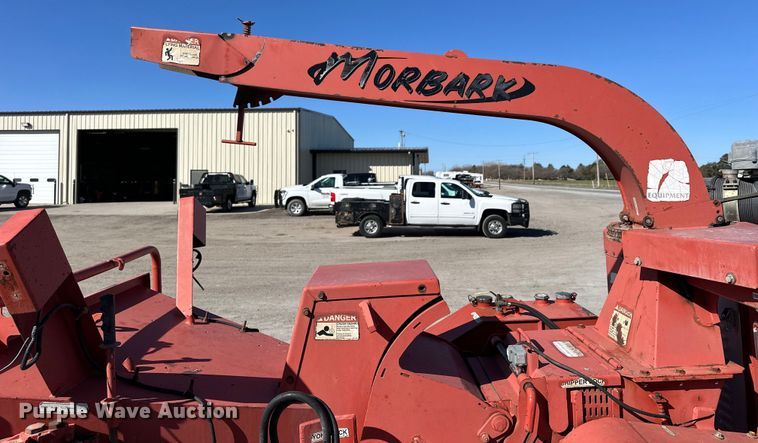 image for item NJ9410 2008 Morbark Twister wood chipper